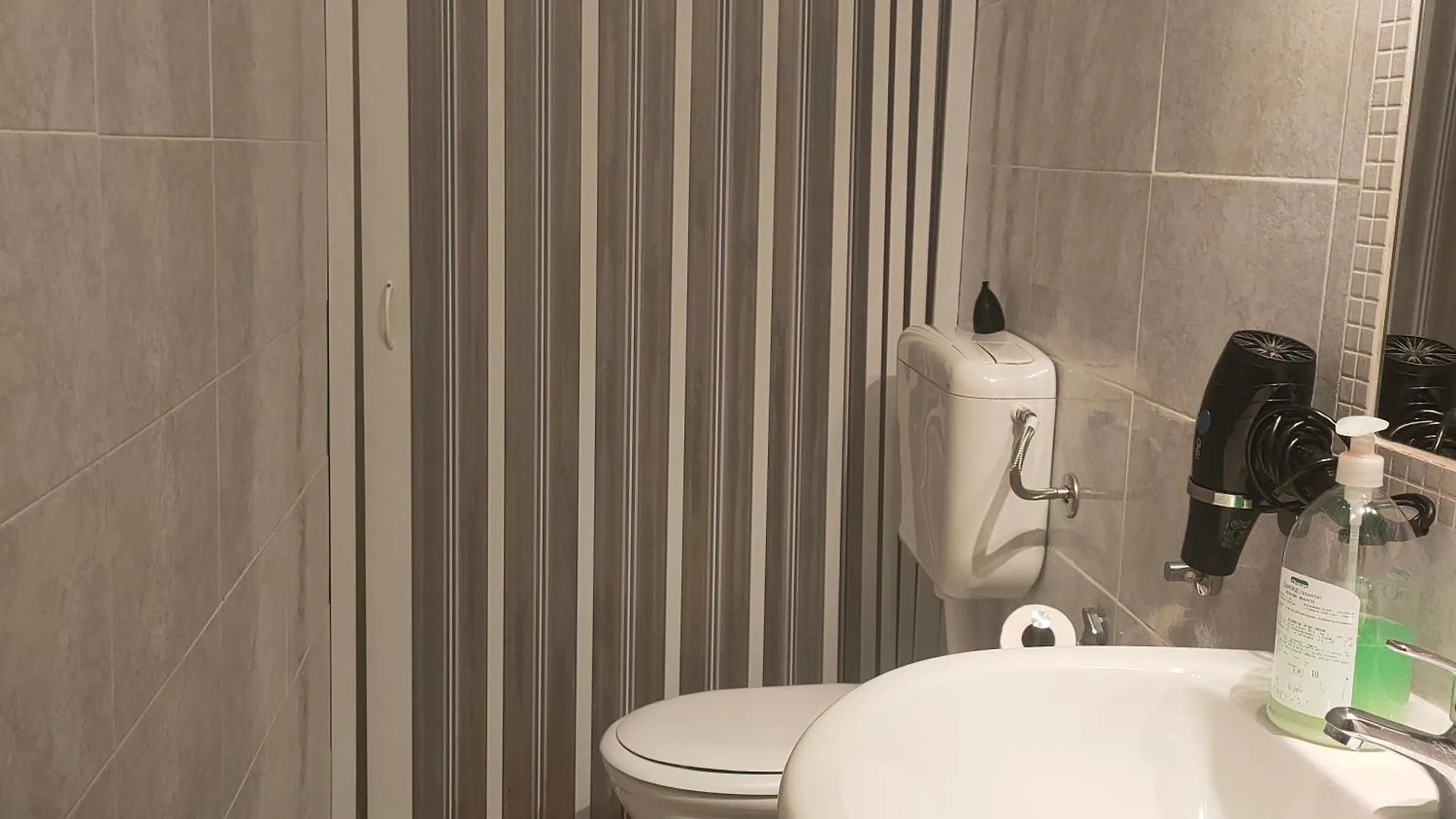 Catania Airport Room Bagno Privato In Camera 0*,