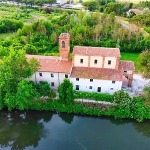 - Il Casale Toscano - 1900mt From The Tower Of & Trains Station - Free Parking - No Breakfast - No Air Conditioning But Fan - Only Self Check-in Access From 3 Pm Venkovský dům Pisa